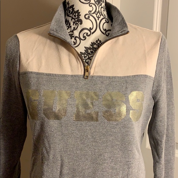 Guess Sweaters - Picture 3 of 4